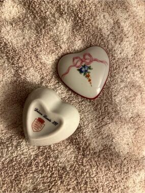 🩷 Limoges Castle France King Louis XVI Heart-Shaped Porcelain Trinket Box